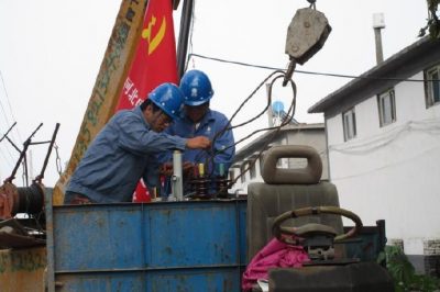 10千伏531蟠龍線(xiàn)地道橋排水泵站的高壓開(kāi)關(guān)出現(xiàn)過(guò)熱現(xiàn)象