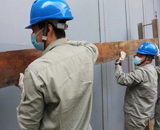 封堵廠房大門為哪般？