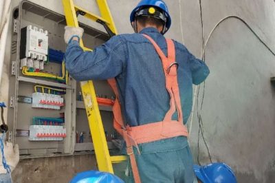 加快老舊表箱更換  助力美麗鄉(xiāng)村建設