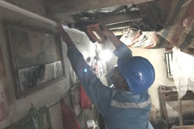 對中新鎮(zhèn)社工服務站上門開展“電亮計劃”活動