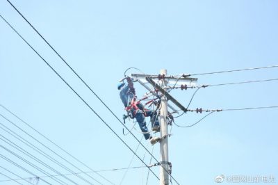 加快小區(qū)配電工程建設(shè)??保障居民用電無(wú)憂
